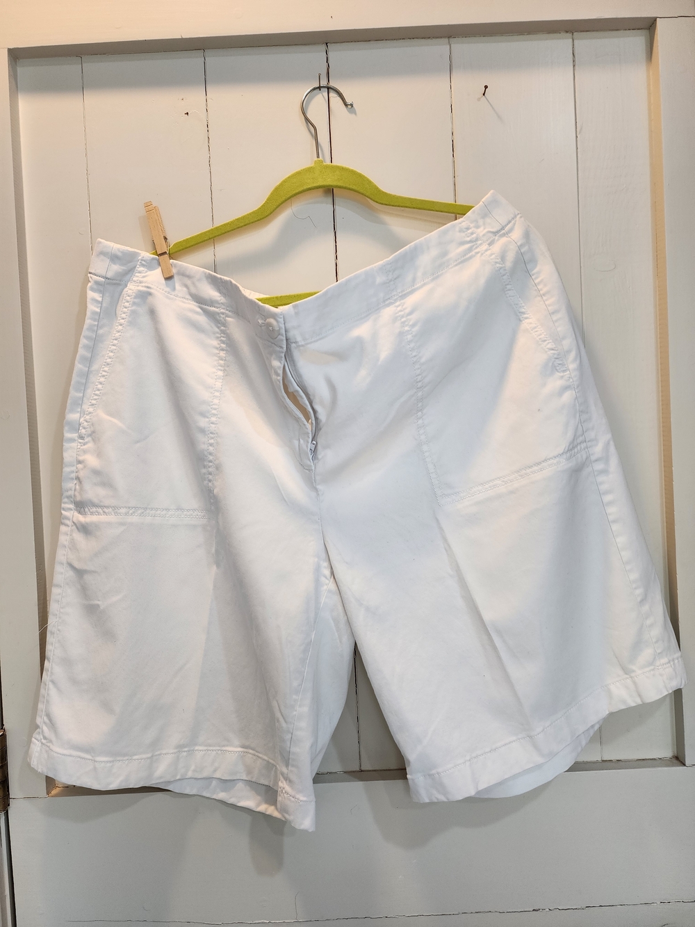JJill Classic Women's White Twill Casual Shorts 2X 10" Inseam
